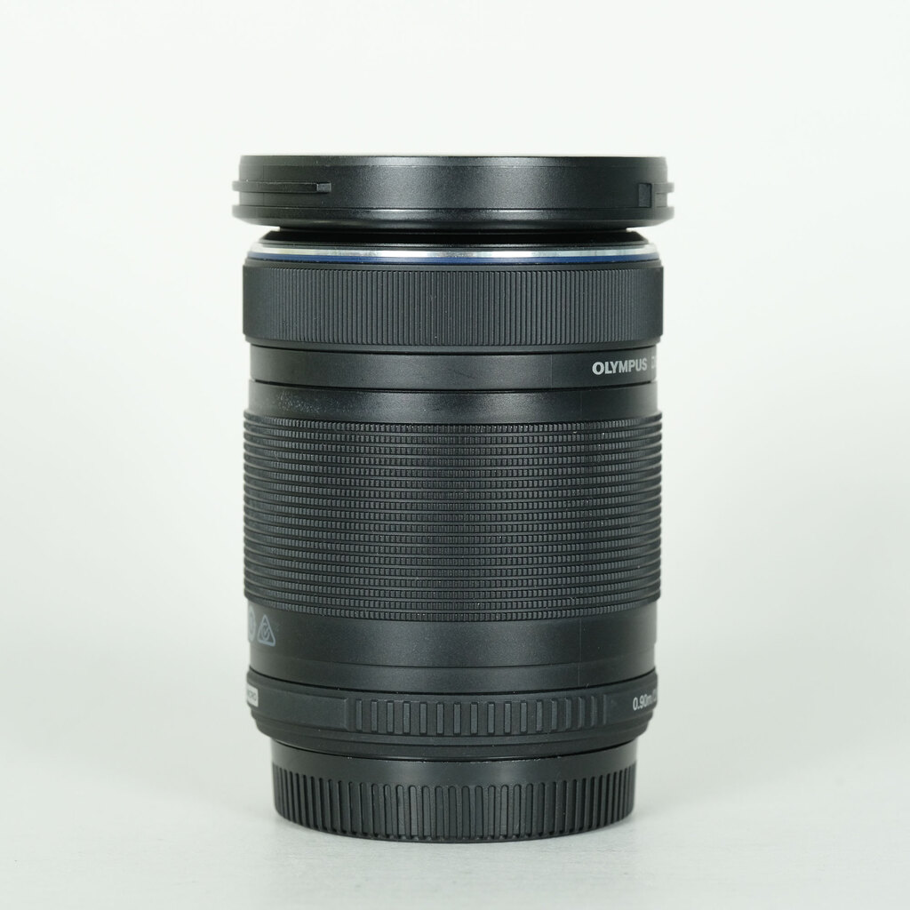 OLYMPUS M.ZUIKO DIGITAL ED 40-150mm F4.0-5.6 R [�u���b�N]