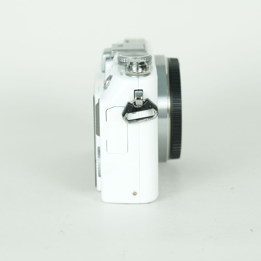 OLYMPUS PEN Lite E-PL3 ボディ ホワイトの出品 | ONE SCENE（ワンシーン）
