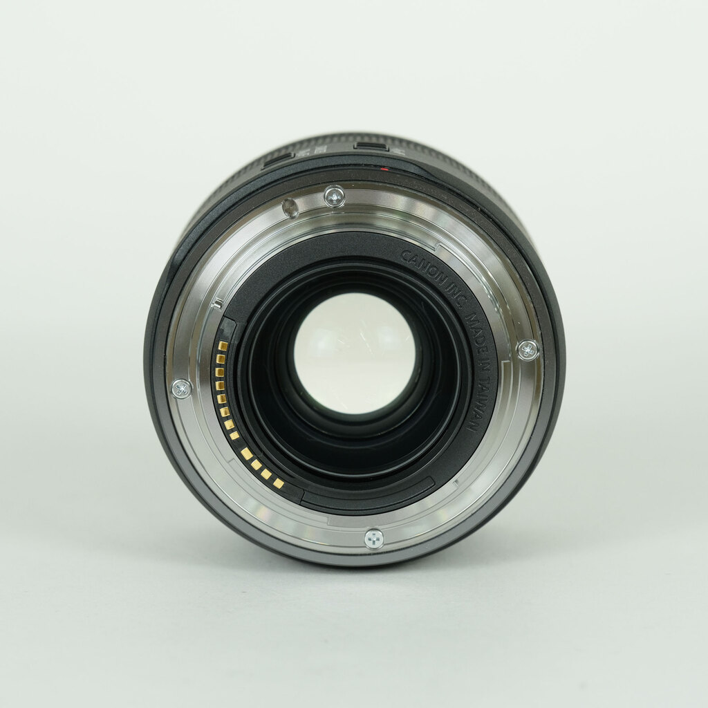 Canon RF35mm F1.8 MACRO IS STM