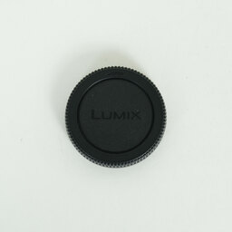 Panasonic LUMIX G VARIO 45-150mm / F4.0-5.6 ASPH. / MEGA O.I.S. Panasonic LUMIX G VARIO 45-150mm / F4.0-5.6 ASPH. / MEGA O.I.S.