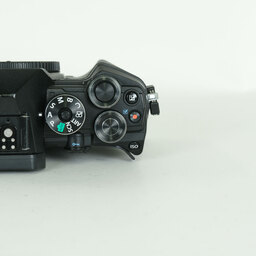 OLYMPUS OM-D E-M5 Mark III
