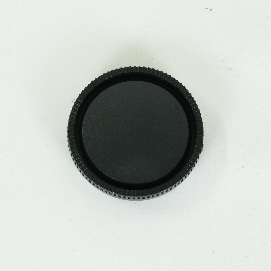 SONY FE 28mm F2 SEL28F20