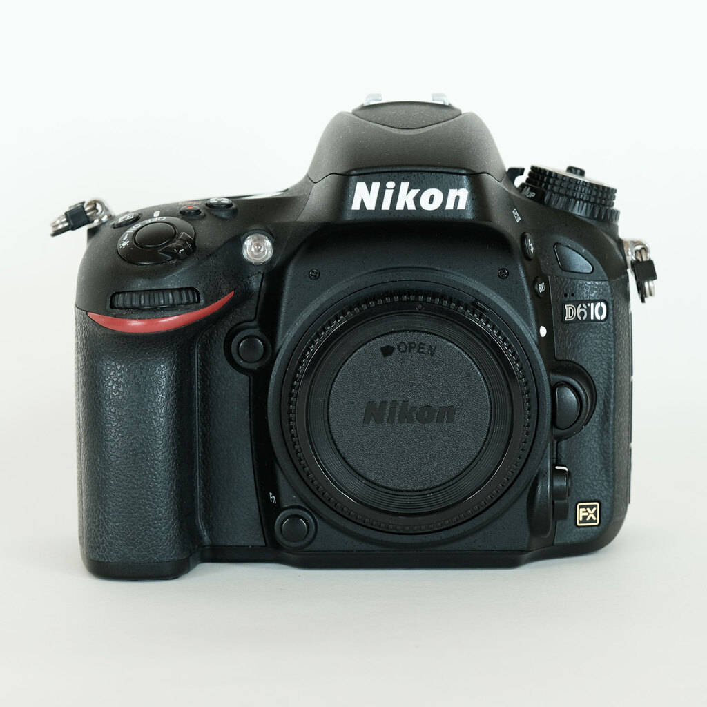 Nikon D610
