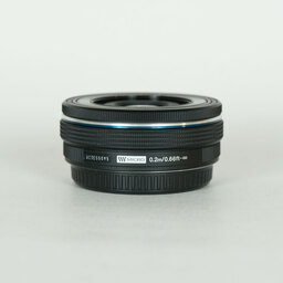 OM SYSTEM M.ZUIKO ED 14-42mm F3.5-5.6 EZ ブラック OM SYSTEM M.ZUIKO ED 14-42mm F3.5-5.6 EZ ブラック