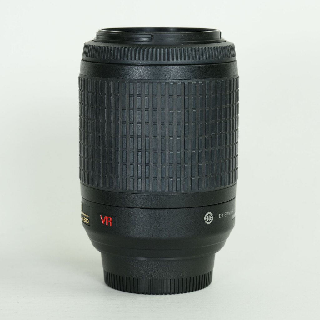 Nikon AF-S DX VR Zoom-Nikkor 55-200mm F4-5.6G IF-ED