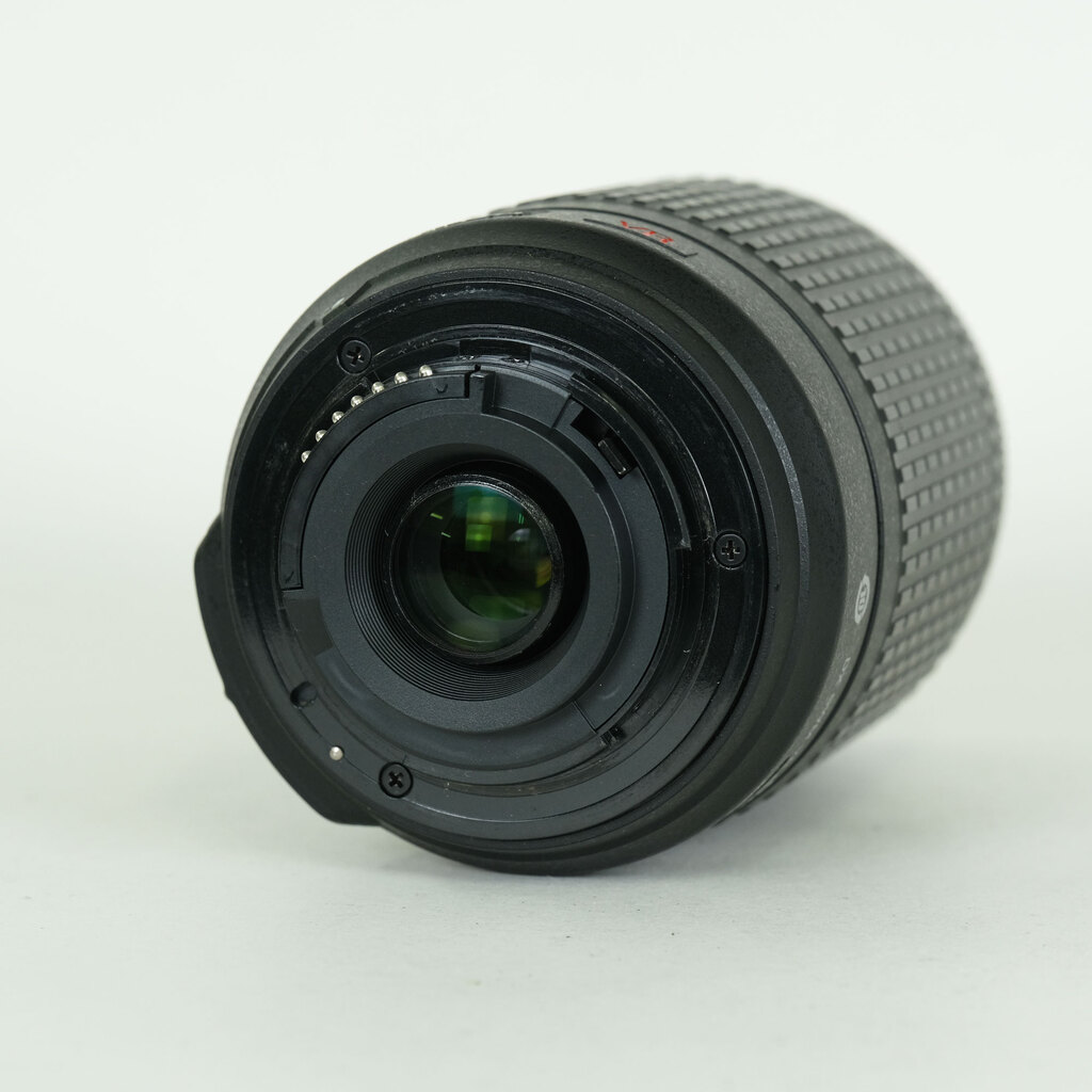 Nikon AF-S DX VR Zoom-Nikkor 55-200mm F4-5.6G IF-ED