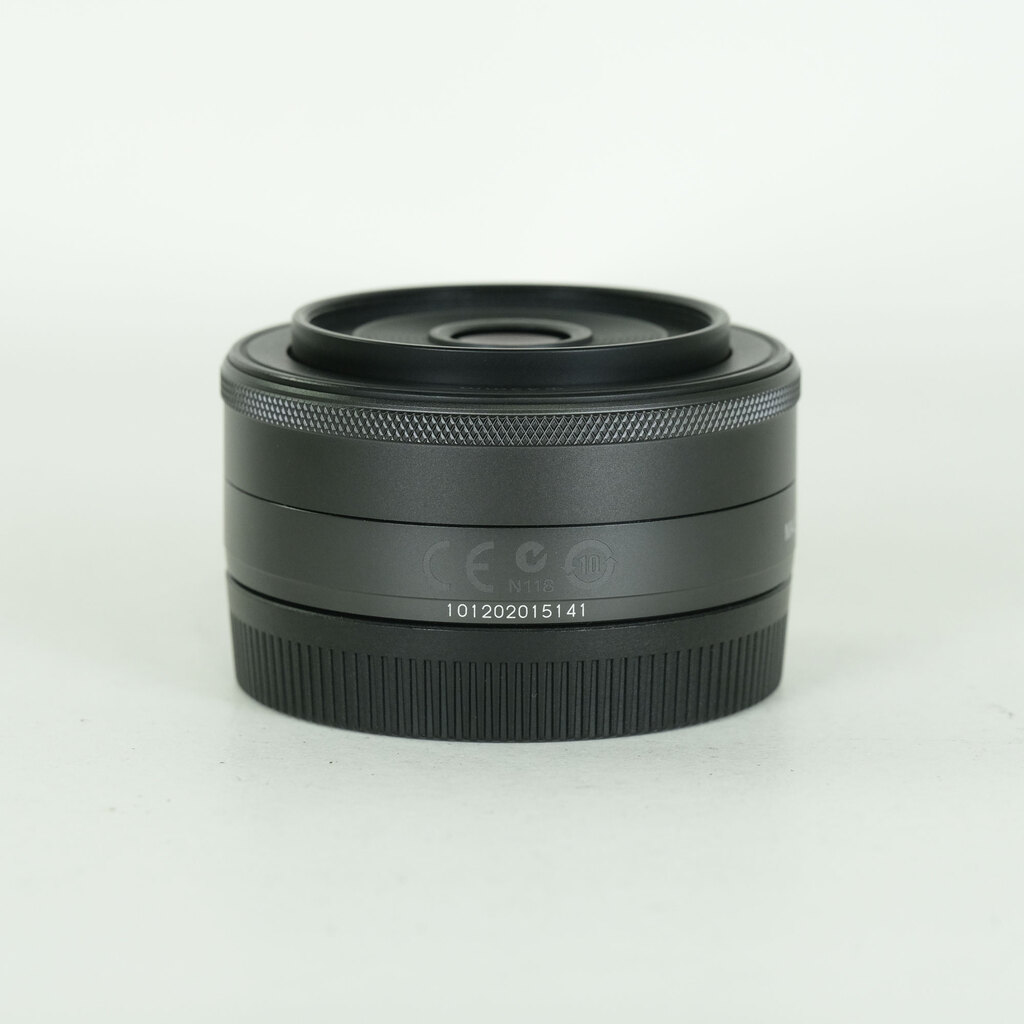 Canon EF-M22mm F2 STM