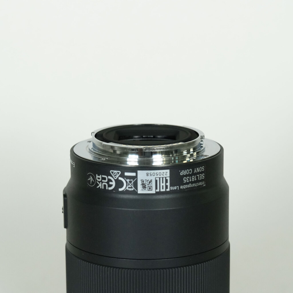SONY E 18-135mm F3.5-5.6 OSS SEL18135