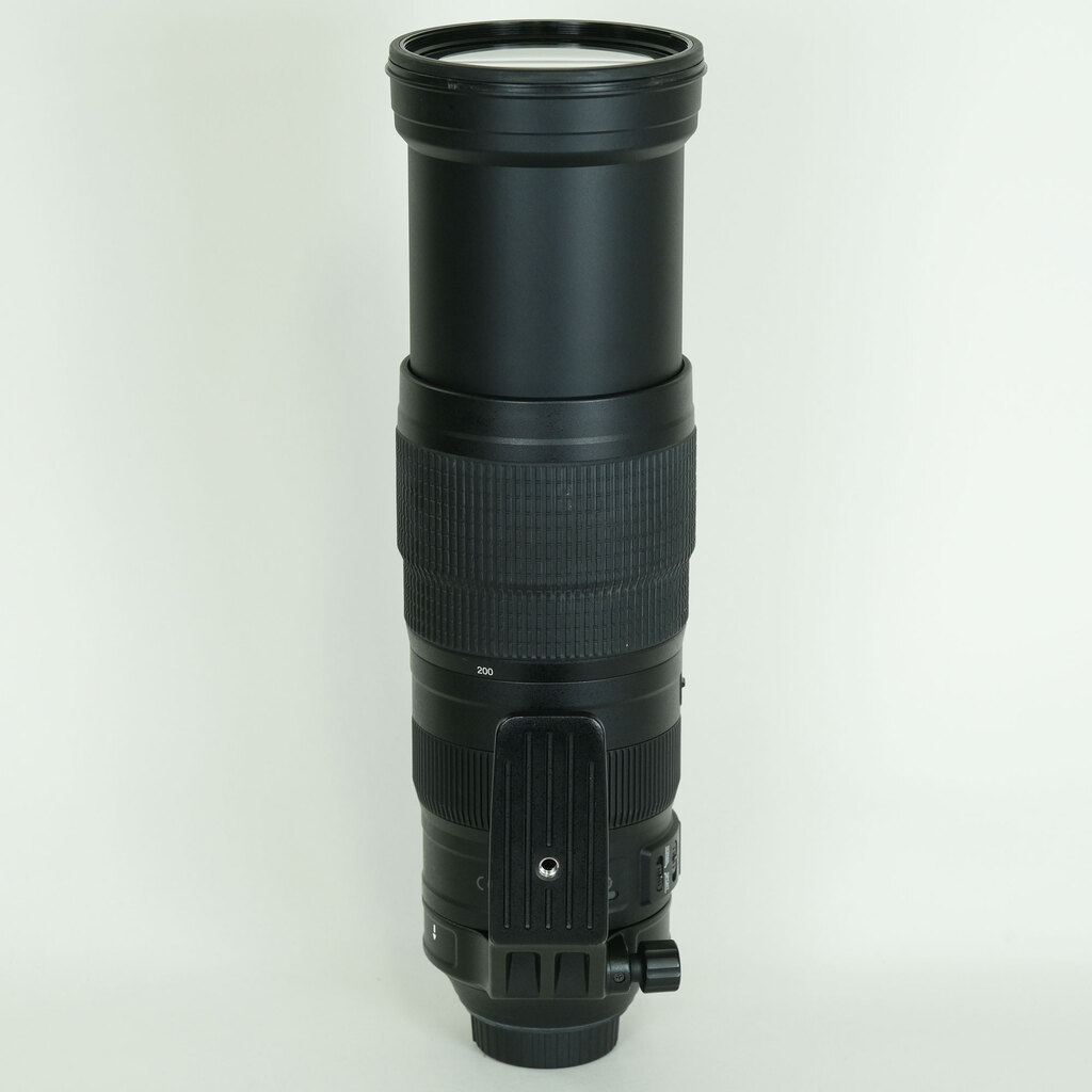 Nikon AF-S NIKKOR 200-500mm f/5.6E ED VR Nikon AF-S NIKKOR 200-500mm f/5.6E ED VR