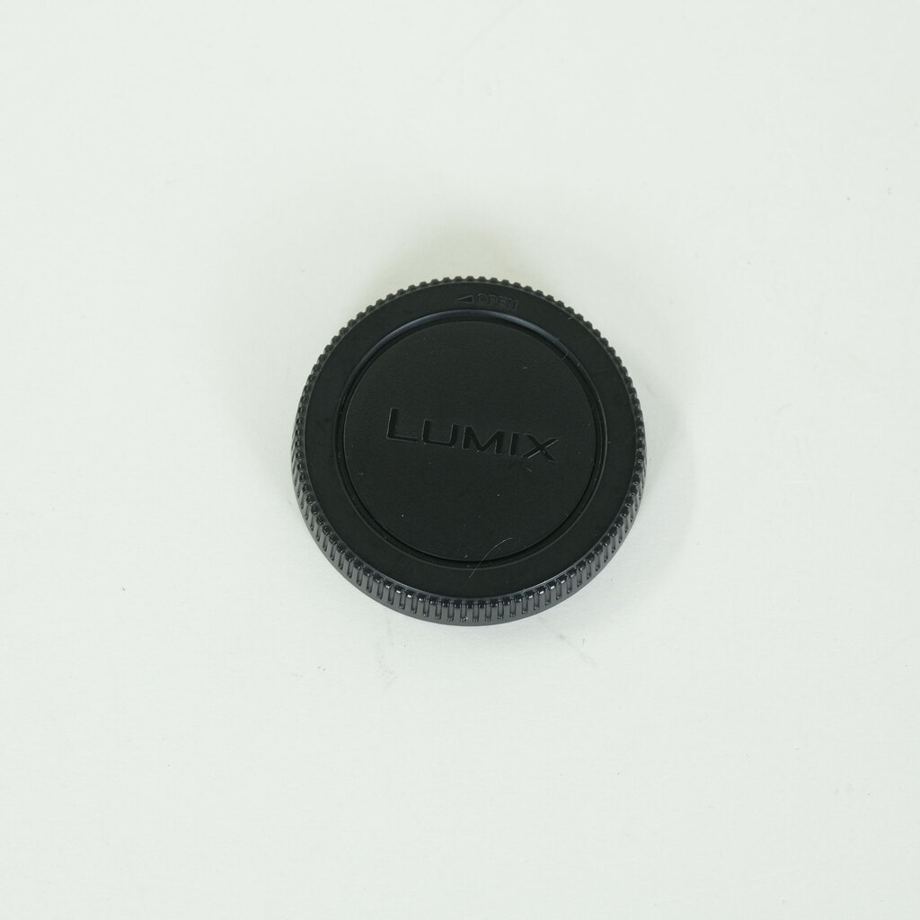 Panasonic LEICA DG ELMARIT 200mm F2.8 POWER O.I.S.（レンズ単体）