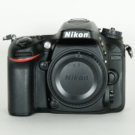 Nikon D7200