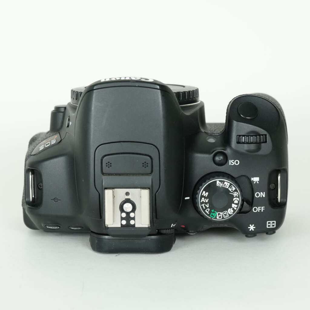 Canon EOS Kiss X6i　ボディ