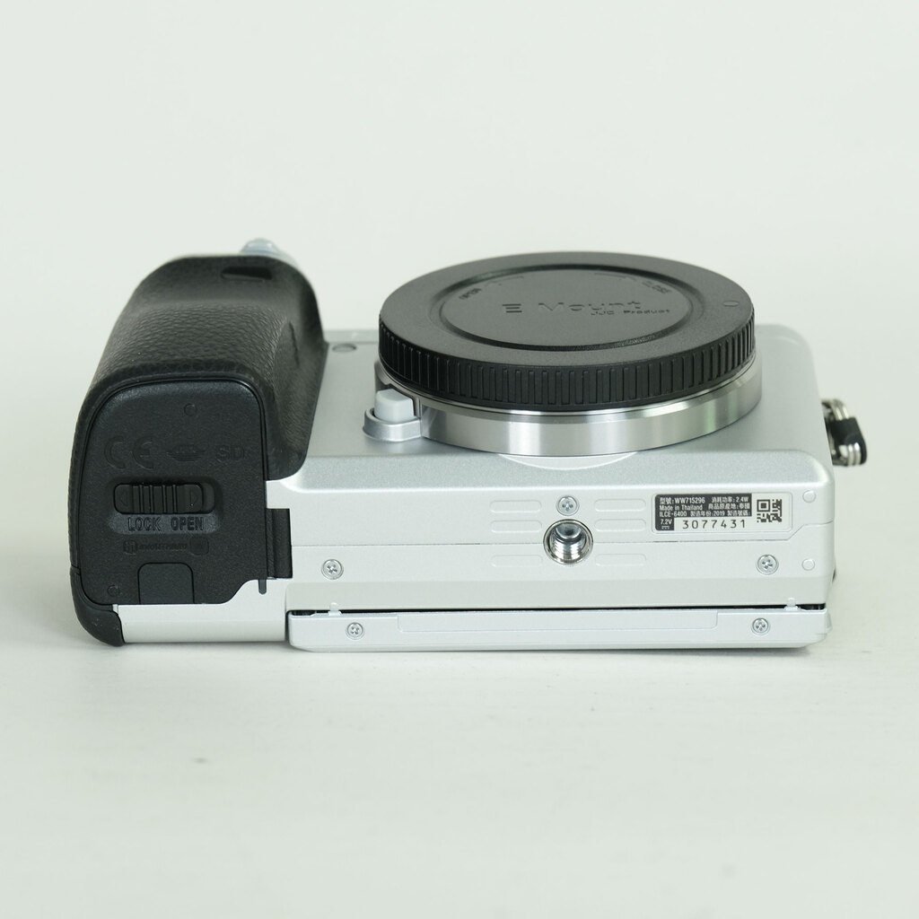 SONY α6400(ILCE-6400) SONY α6400(ILCE-6400)