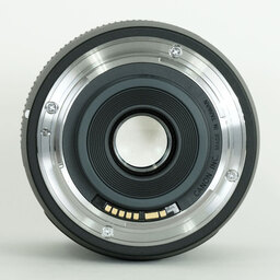 Canon EF-S18-135mm F3.5-5.6 IS USM