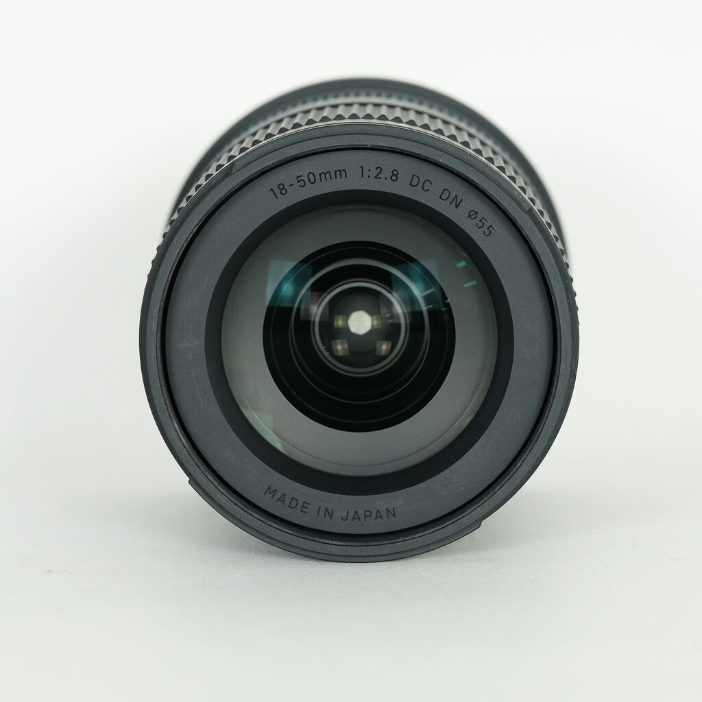 SIGMA 18-50mm F2.8 DC DN｜Contemporary [ライカL用]