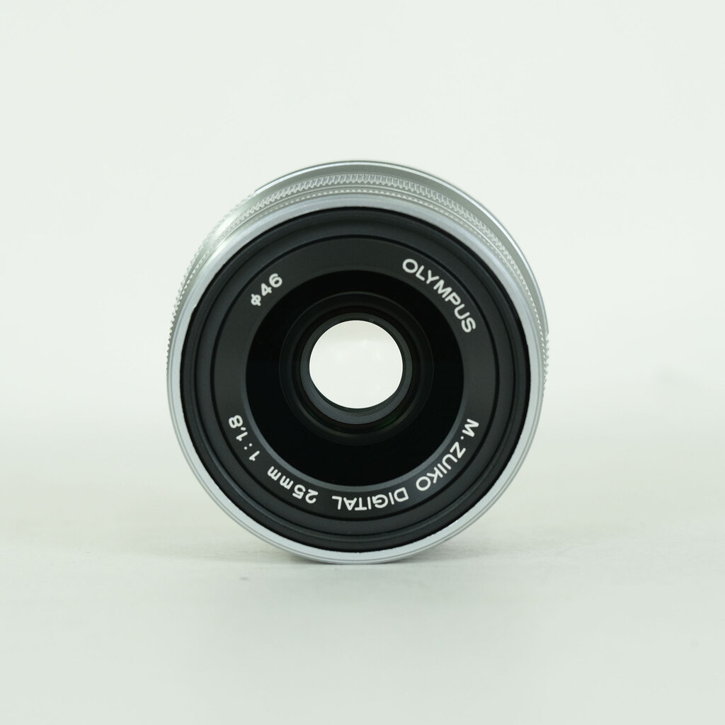 OLYMPUS M.ZUIKO DIGITAL 25mm F1.8 OLYMPUS M.ZUIKO DIGITAL 25mm F1.8