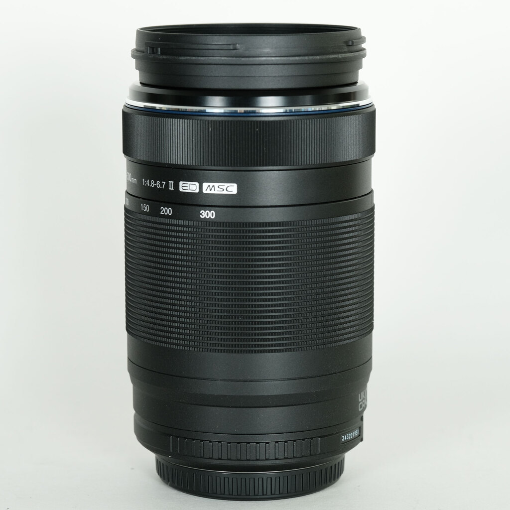 OLYMPUS M.ZUIKO DIGITAL ED 75-300mm F4.8-6.7 II