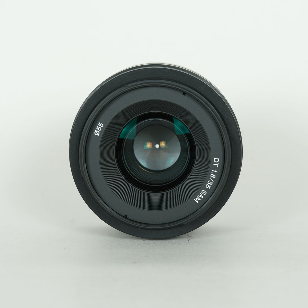 SONY DT 35mm F1.8 SAM SAL35F18の出品 | ONE SCENE（ワンシーン）