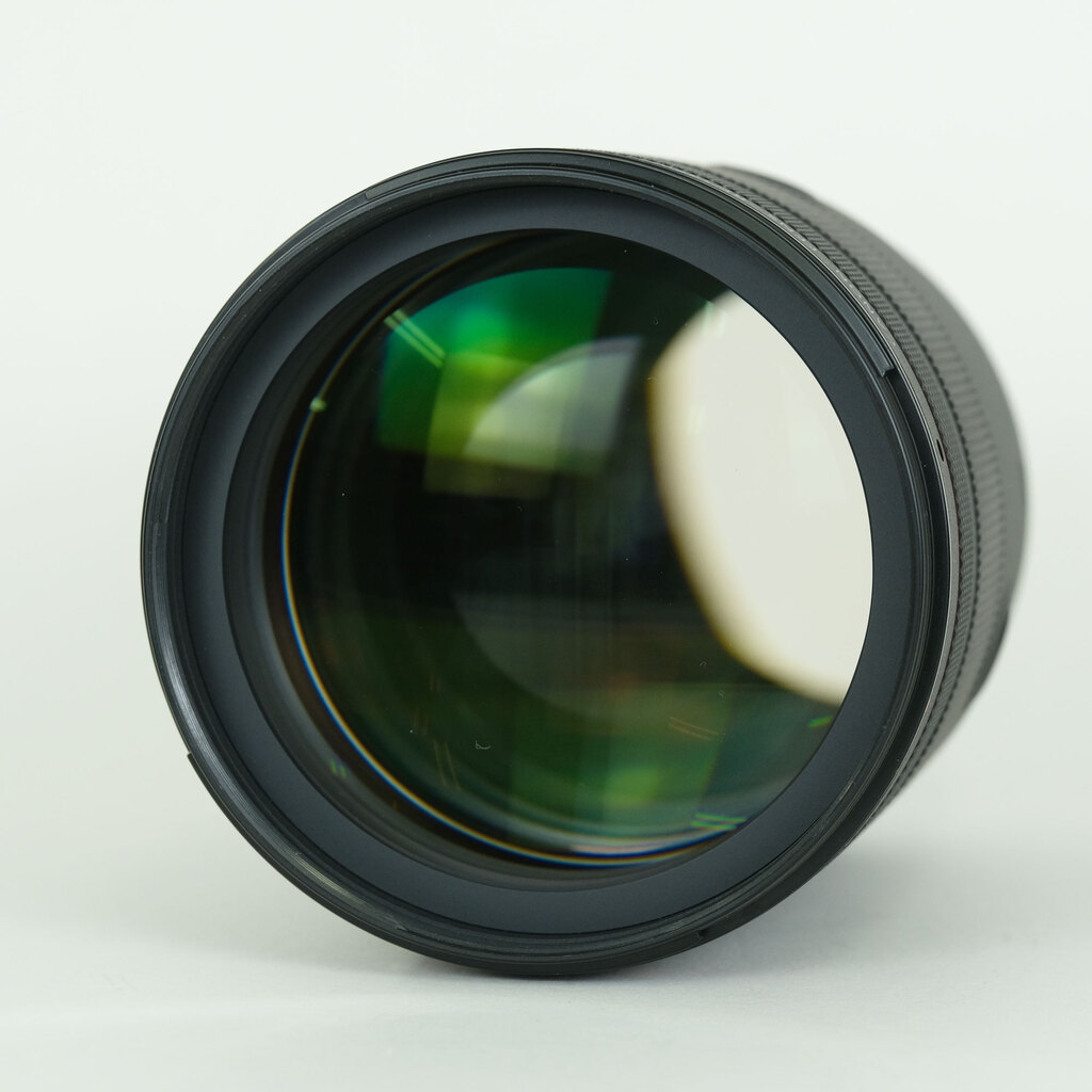 Canon RF135mm F1.8 L IS USM