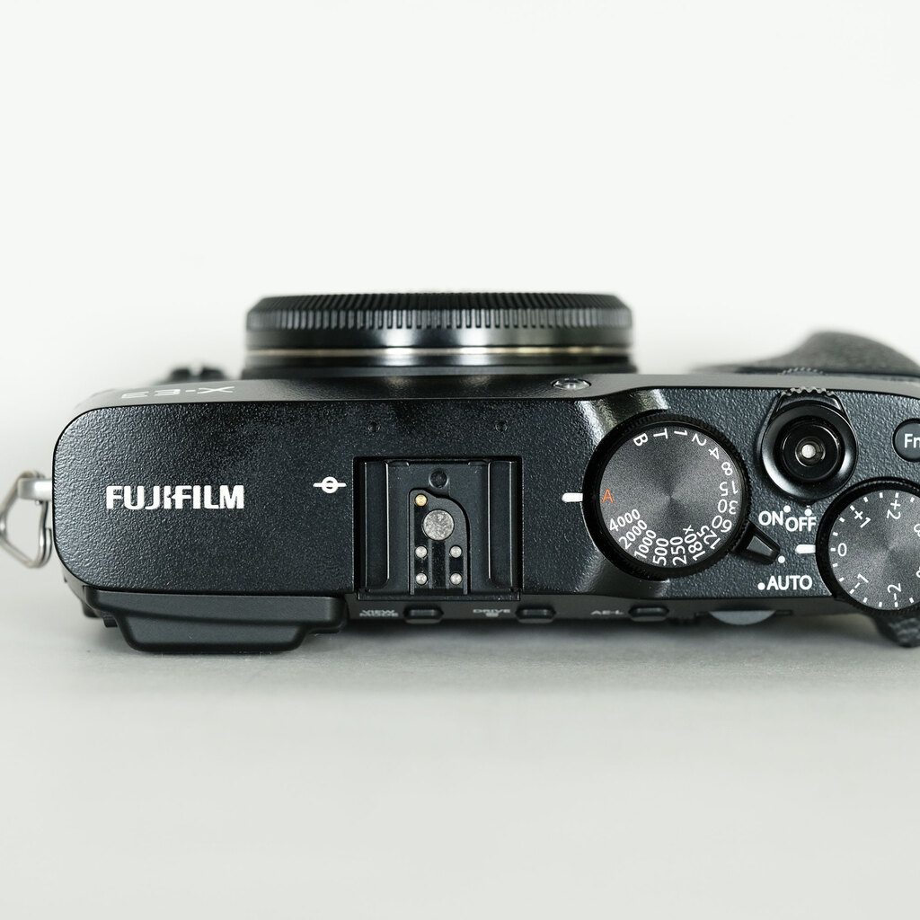 FUJIFILM X-E3