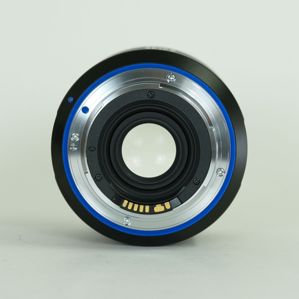 Carl Zeiss Milvus 50mm F2 M ZE [キヤノンEF用]