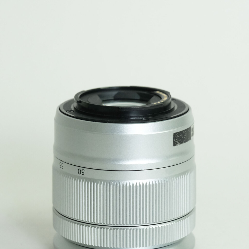 FUJIFILM XC16-50mm F3.5-5.6 OIS II FUJIFILM XC16-50mm F3.5-5.6 OIS II