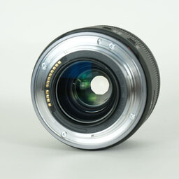 Canon RF35mm F1.8 MACRO IS STM