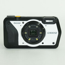 RICOH G900