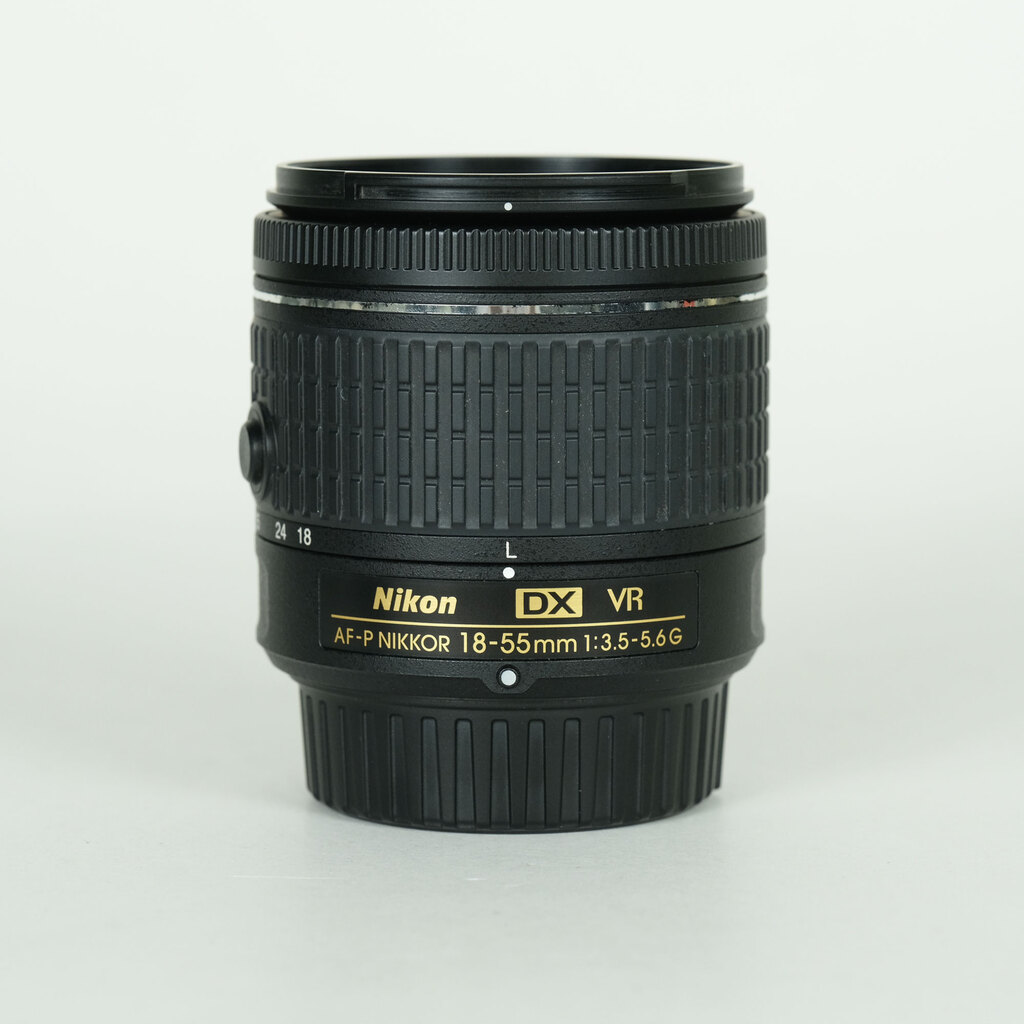 Nikon AF-P DX NIKKOR 18-55mm F3.5-5.6G VR Nikon AF-P DX NIKKOR 18-55mm F3.5-5.6G VR