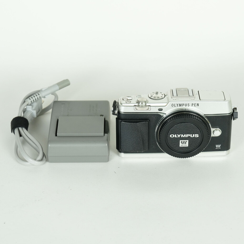 OLYMPUS PEN E-P5 ボディ シルバー