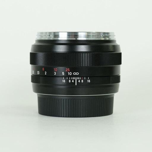 Carl Zeiss Planar T* 50mm F1.4 ZE [キヤノンEF用]