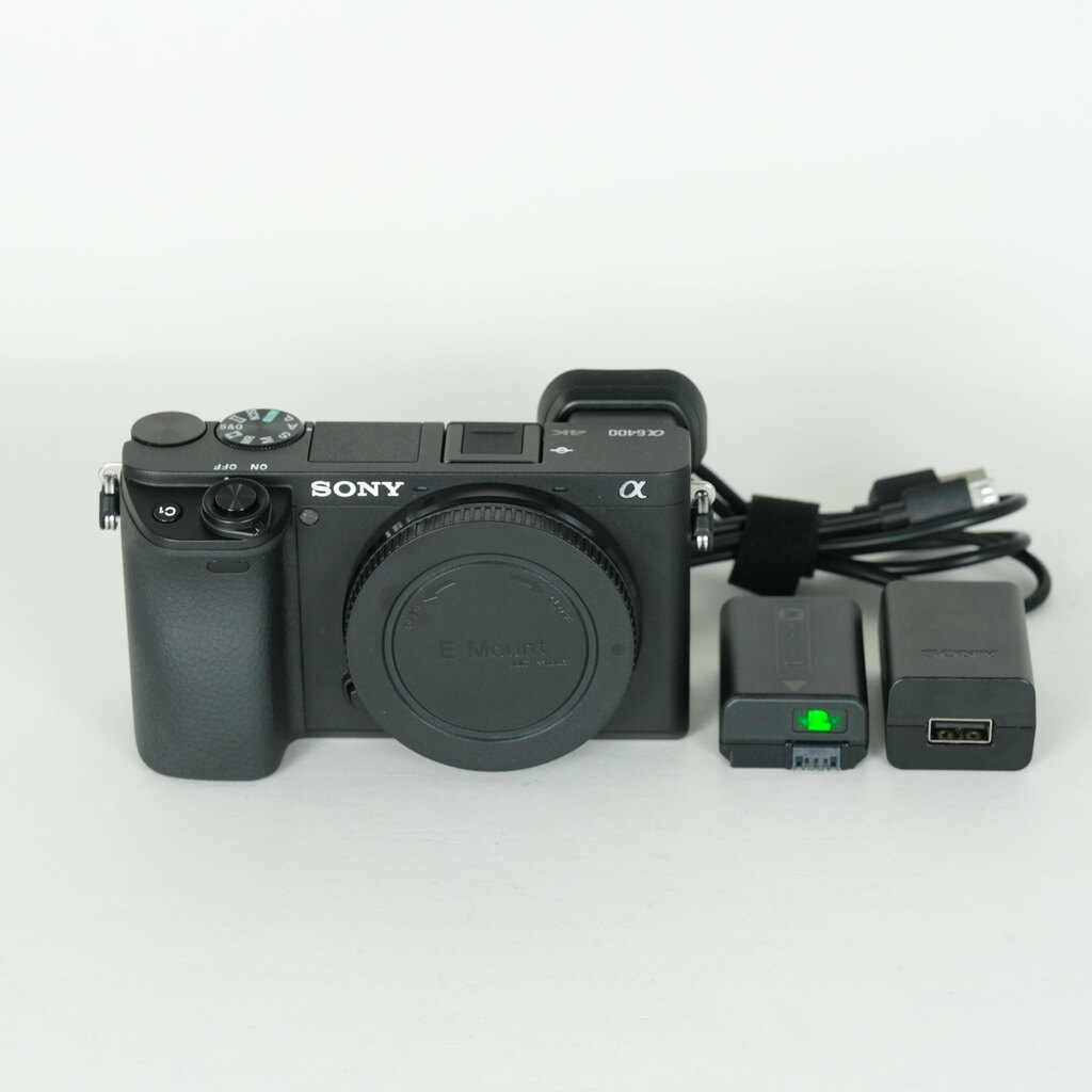 SONY α6400（ILCE-6400）の出品 | ONE SCENE（ワンシーン）