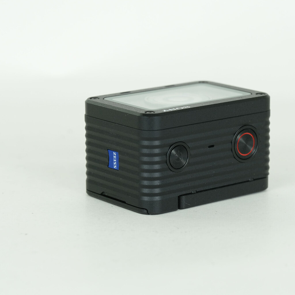 SONY Cyber-shot DSC-RX0M2