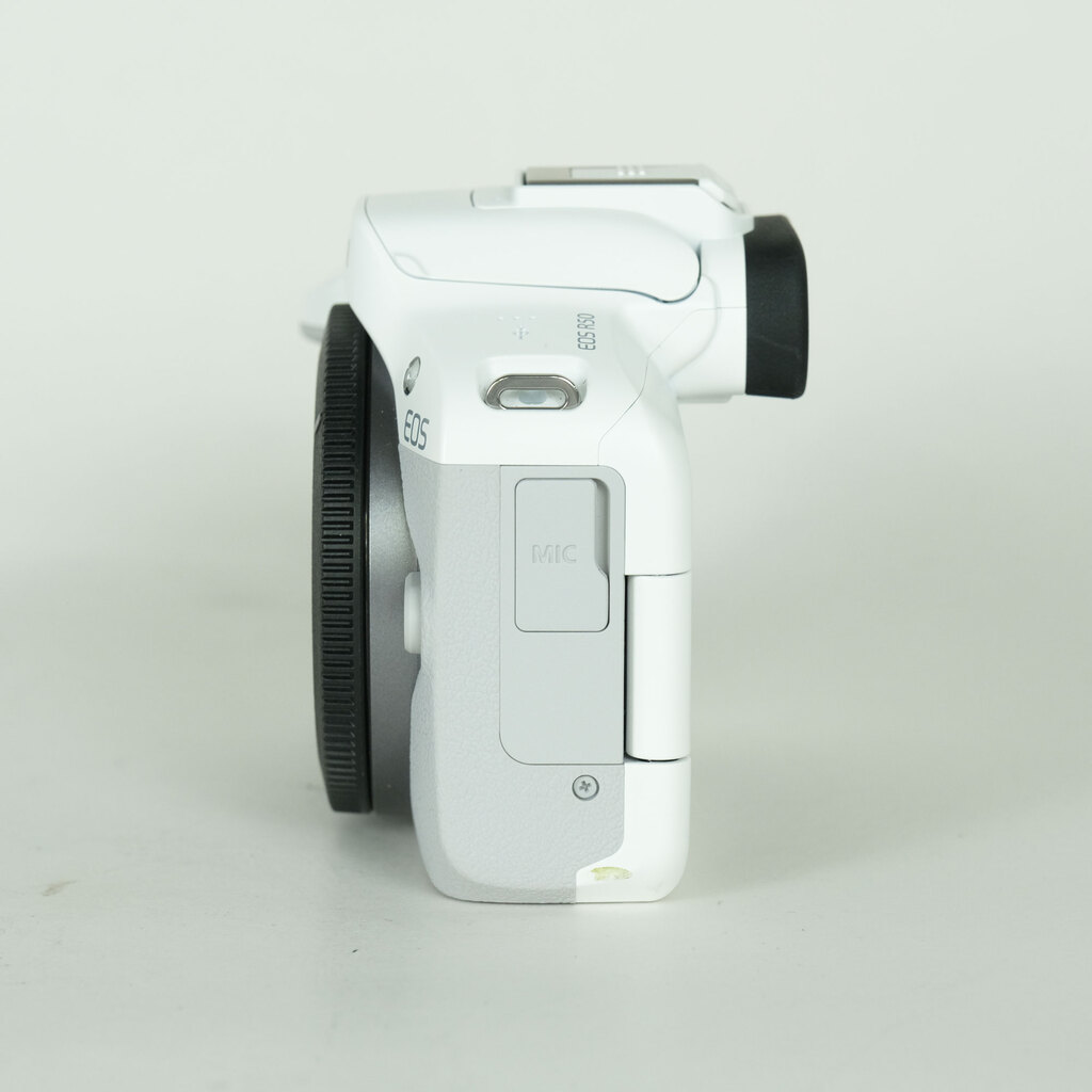 Canon EOS R50 [�{�f�B �z���C�g]
