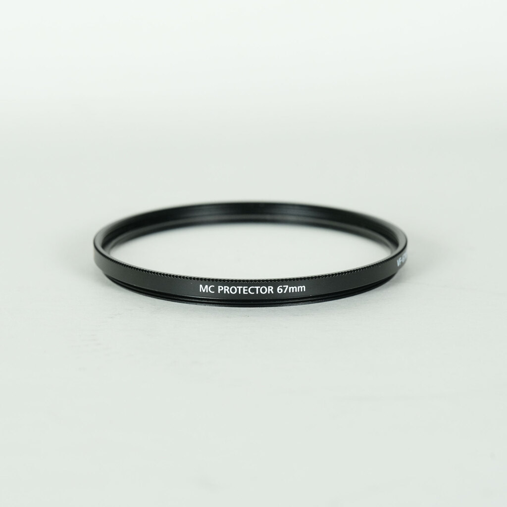 SONY FE 85mm F1.8 SEL85F18 SONY FE 85mm F1.8 SEL85F18