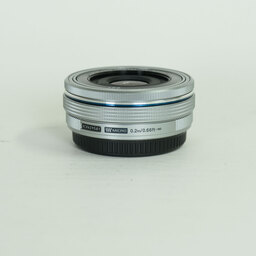 OLYMPUS M.ZUIKO DIGITAL ED 14-42mm F3.5-5.6 EZ シルバー