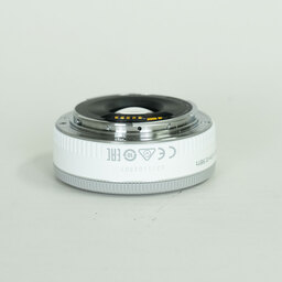 Canon EF40mm F2.8 STM ホワイト