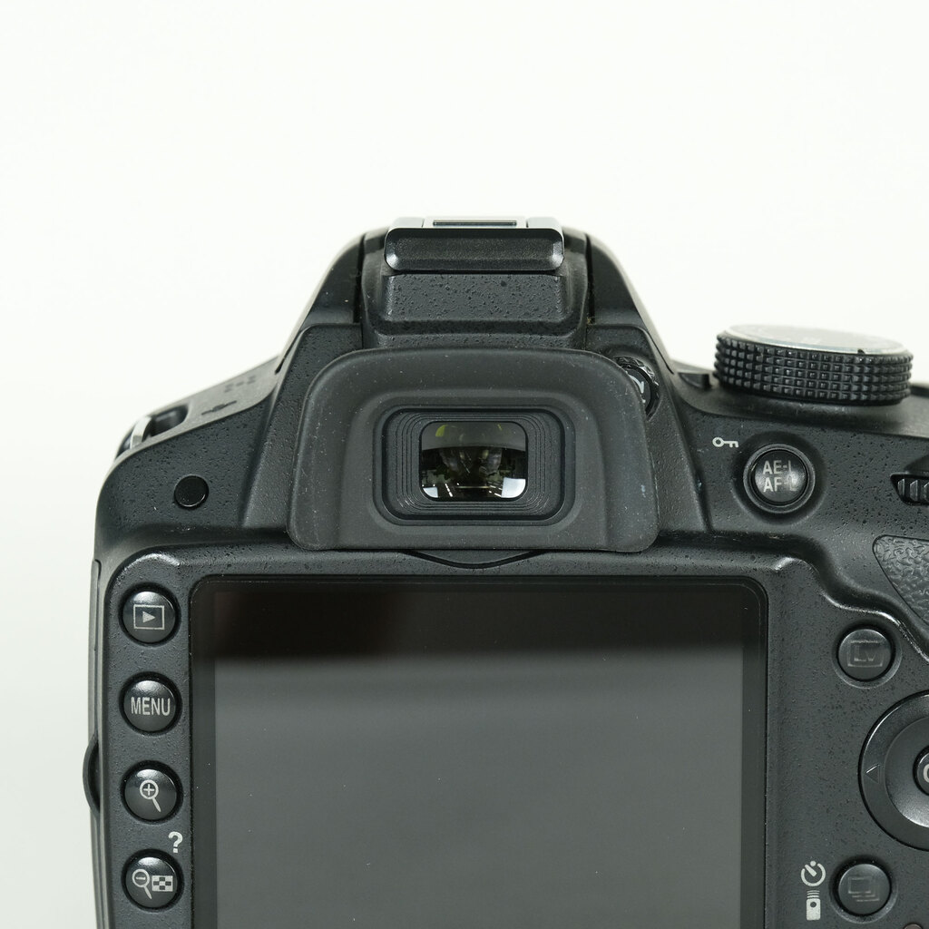 Nikon D3200ボディ ブラックの出品 | ONE SCENE（ワンシーン）