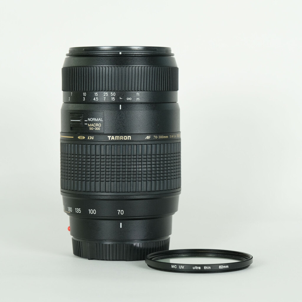 TAMRON 70-300mm F4-5.6 Di LD Macro/Model A17S(ソニーA用)の出品