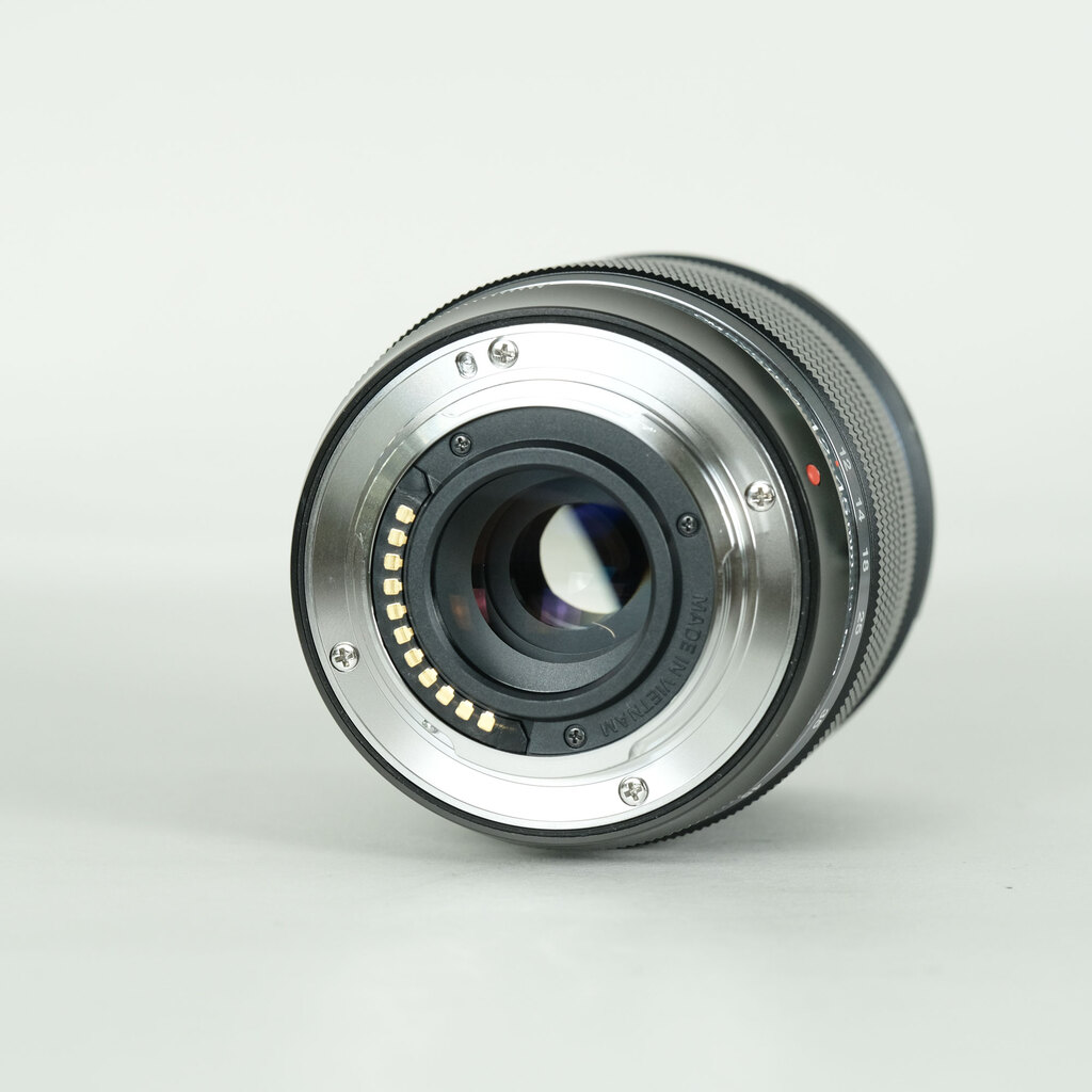 OM SYSTEM M.ZUIKO DIGITAL ED 12-45mm F4.0 PROの出品 | ONE SCENE