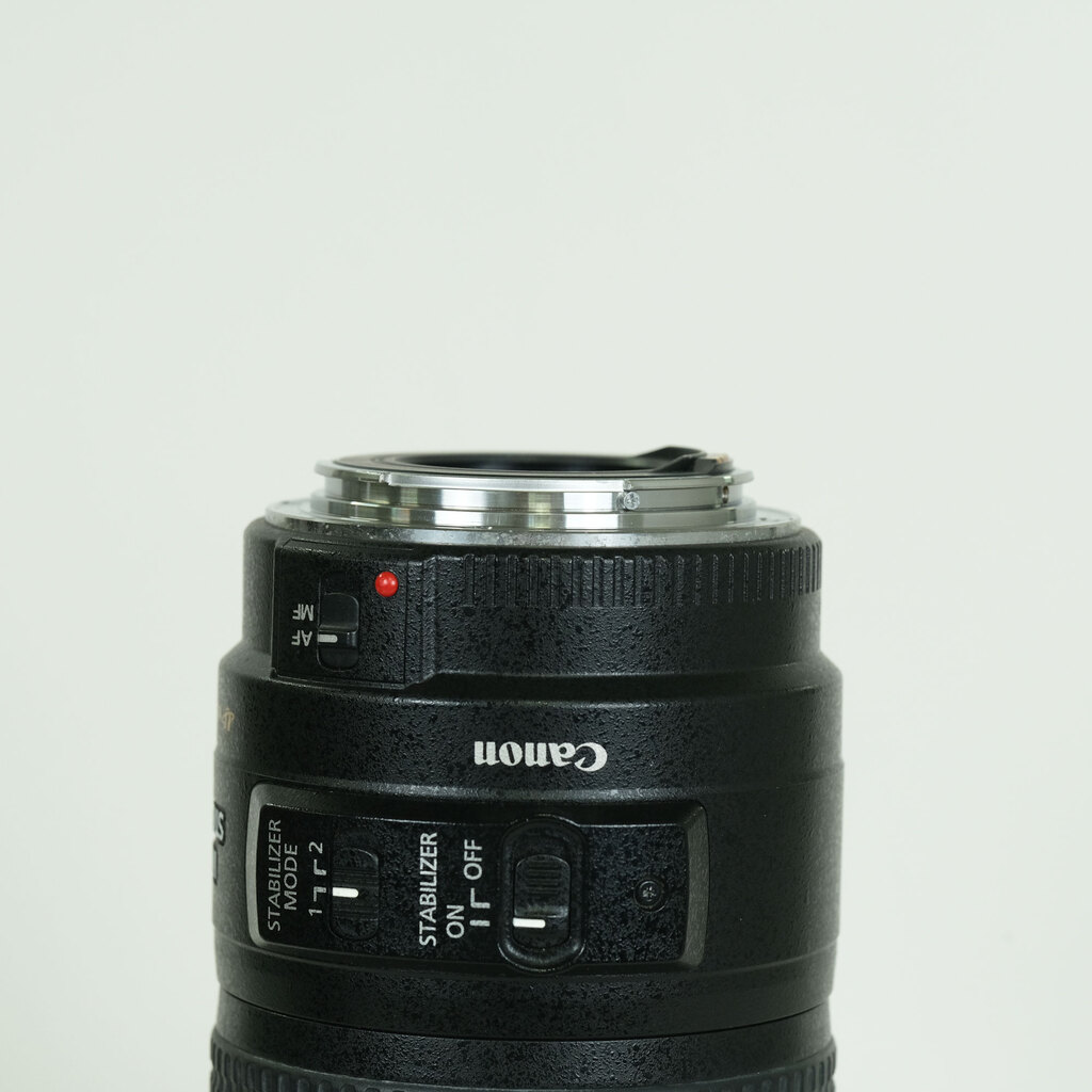 Canon EF70-300mm F4-5.6 IS USM Canon EF70-300mm F4-5.6 IS USM
