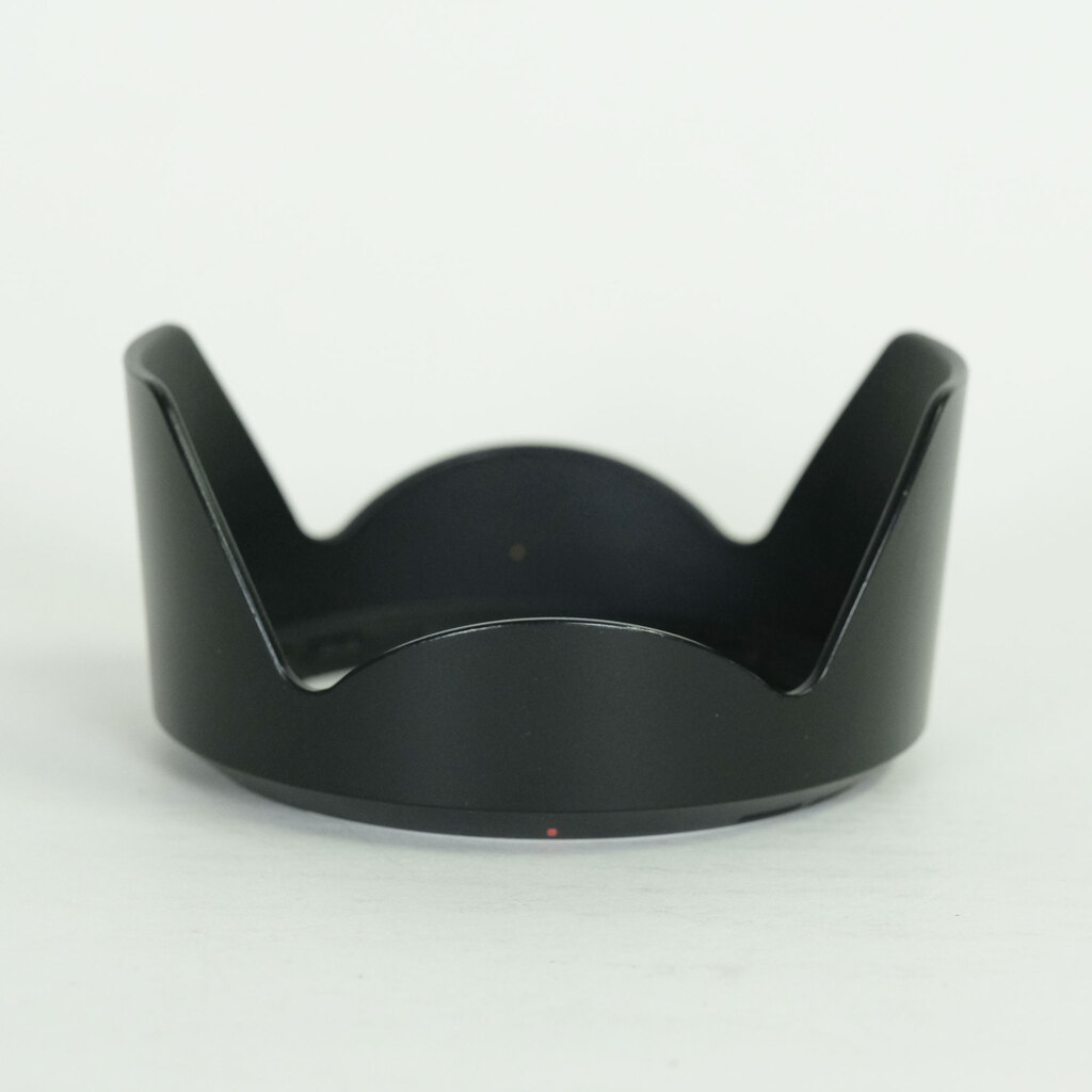 SONY FE 24-240mm F3.5-6.3 OSS SEL24240