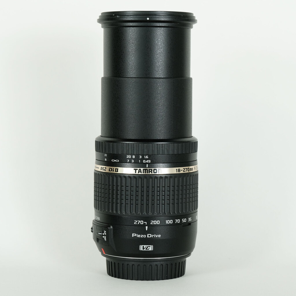 TAMRON 18-270mm F3.5-6.3 DiII VC PZD/Model B008E（キヤノンEF用）