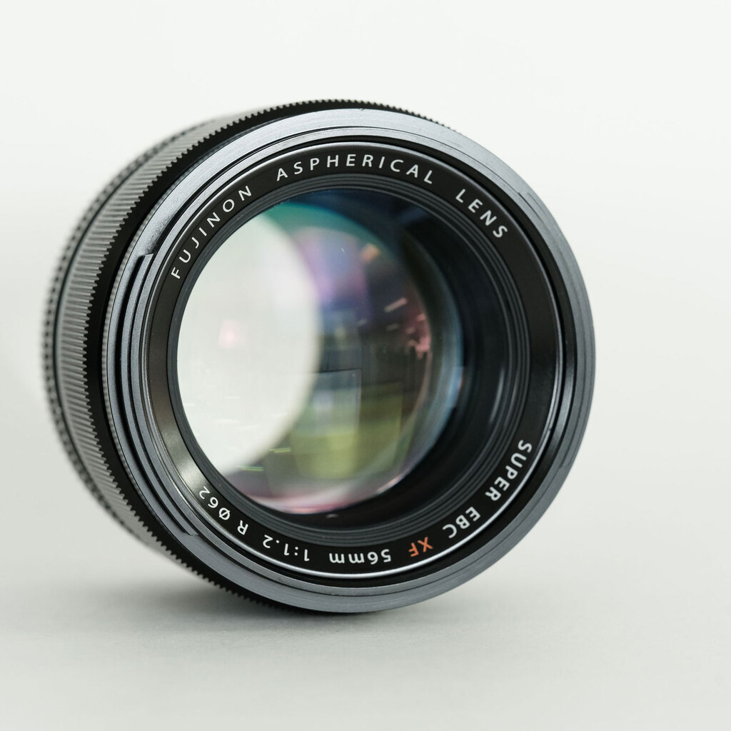 FUJIFILM XF56mmF1.2 R