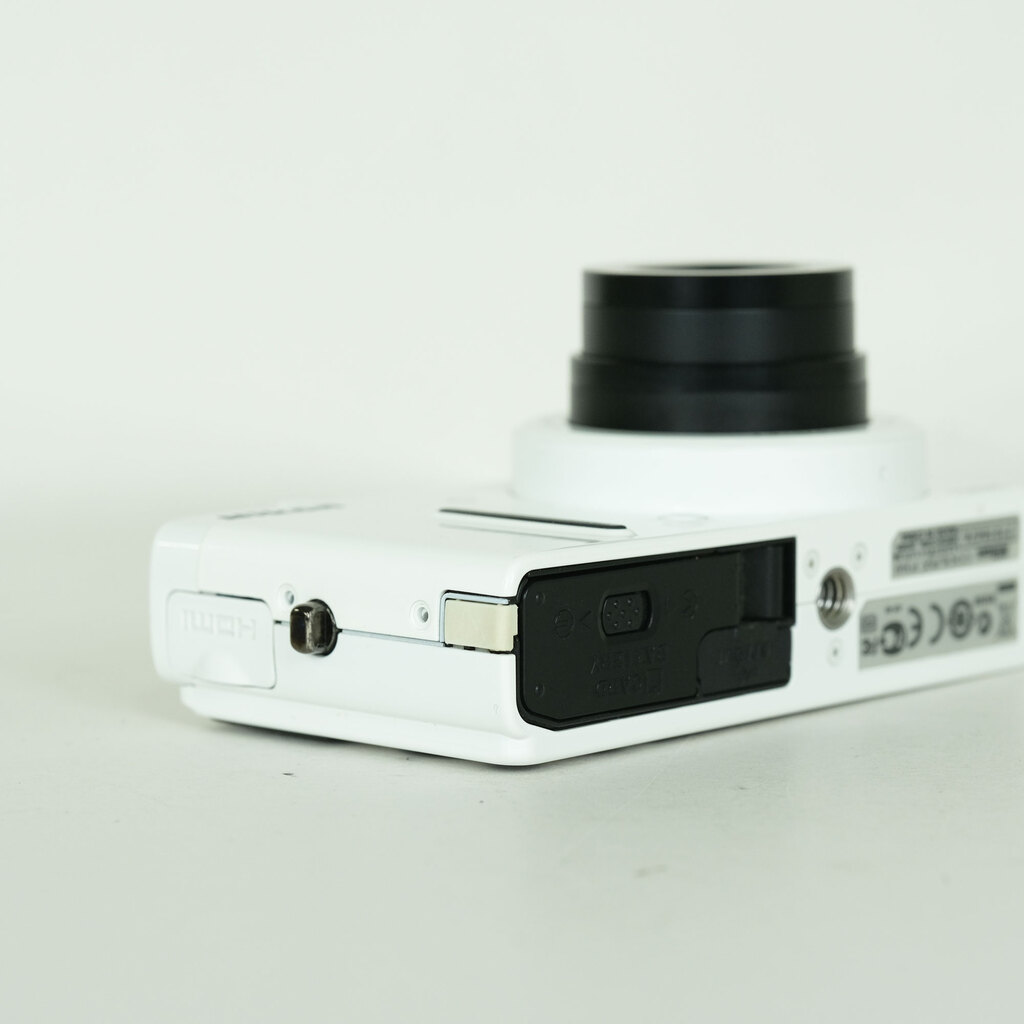 Nikon COOLPIX P310 ホワイト