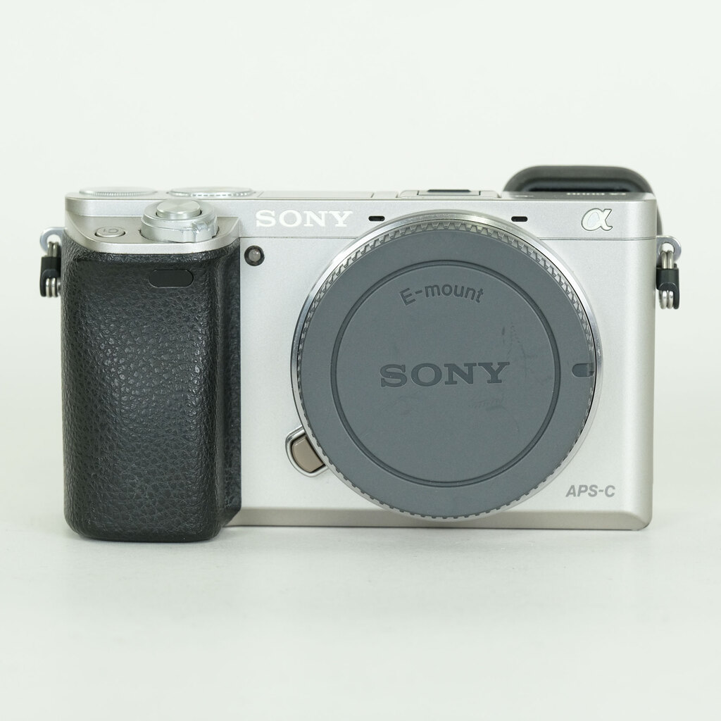 SONY α6000（ILCE-6000）