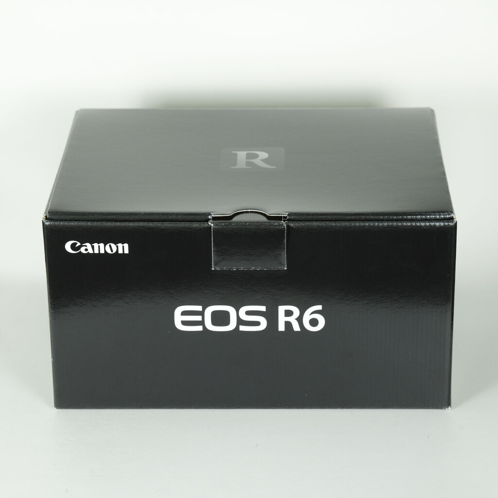 Canon EOS R6