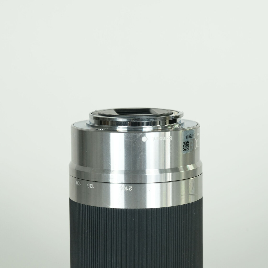 SONY E 55-210mm F4.5-6.3 OSS SEL55210
