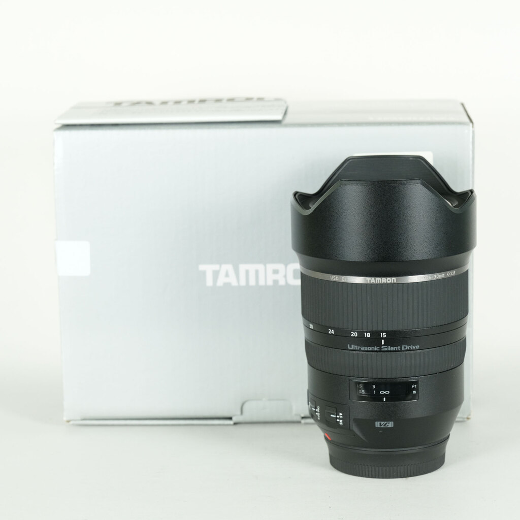TAMRON SP15-30mm F/2.8 Di VC [キヤノン用]ジャンク TAMRON SP 15-30mm F/2.8 Di VC USD (Model A012) [キヤノン用]の出品