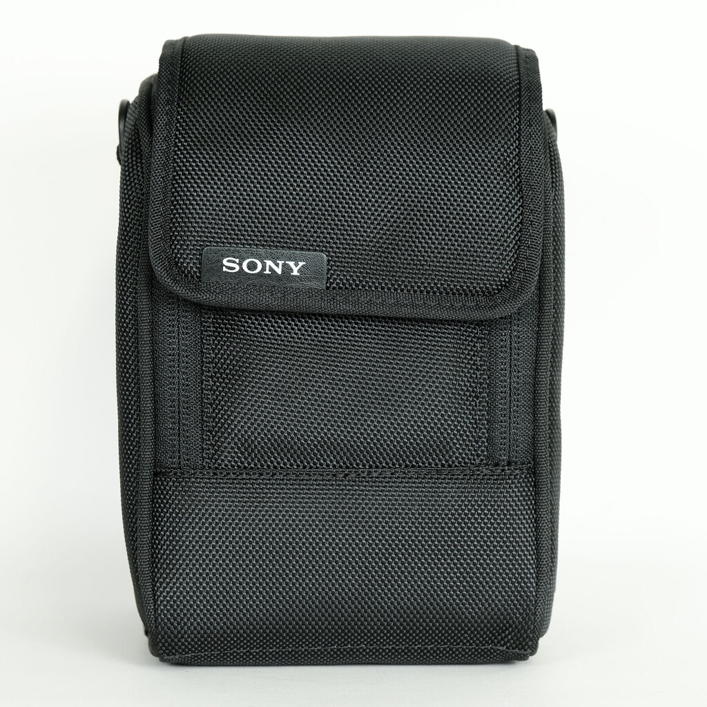 SONY FE 135mm F1.8 GM SEL135F18GM SONY FE 135mm F1.8 GM SEL135F18GM